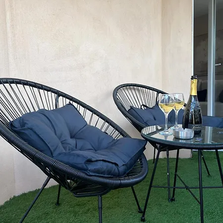 Le Somptueux, Cosy / Balneo Καρκασόν