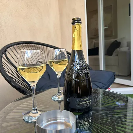 Le Somptueux, Cosy / Balnéo *